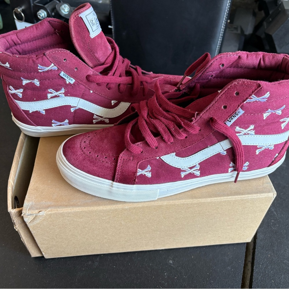 Vans Men WTaps Sk8-Highs sneakers